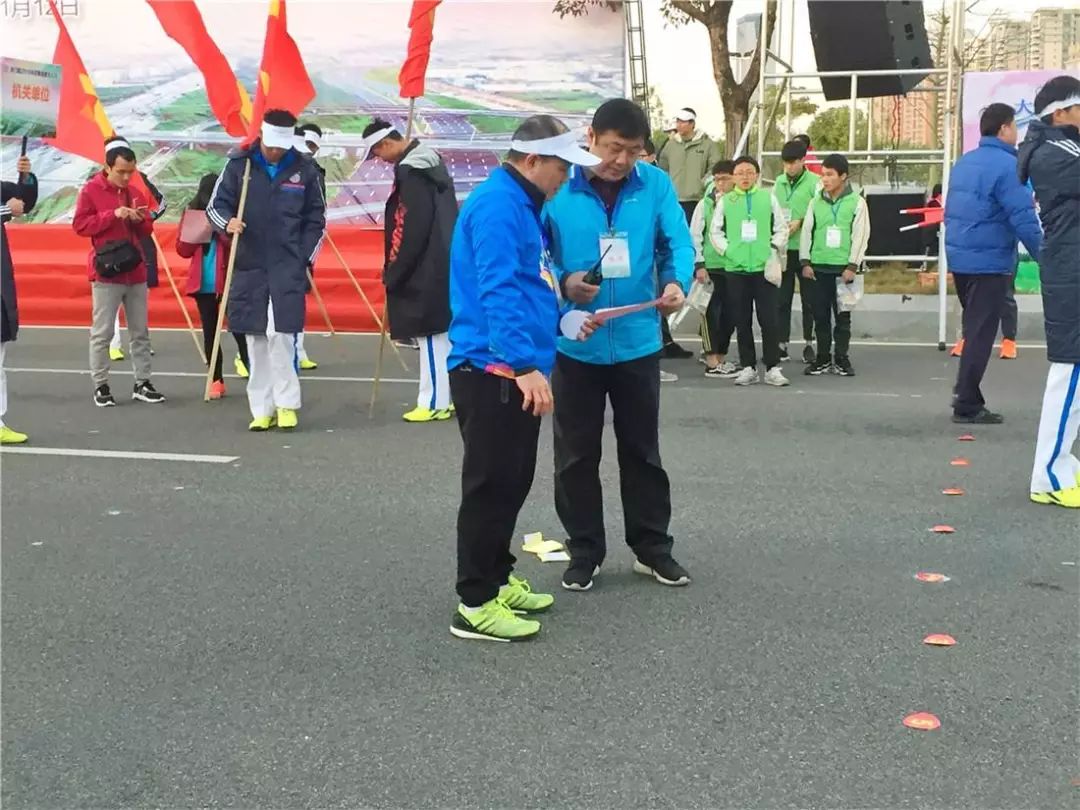 东莞市篮球联赛冠军_东莞市篮球冠军虎门_东莞篮球冠名