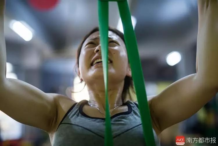 自律女人的生活方式_女留学生自律生活方式_自律女生日常