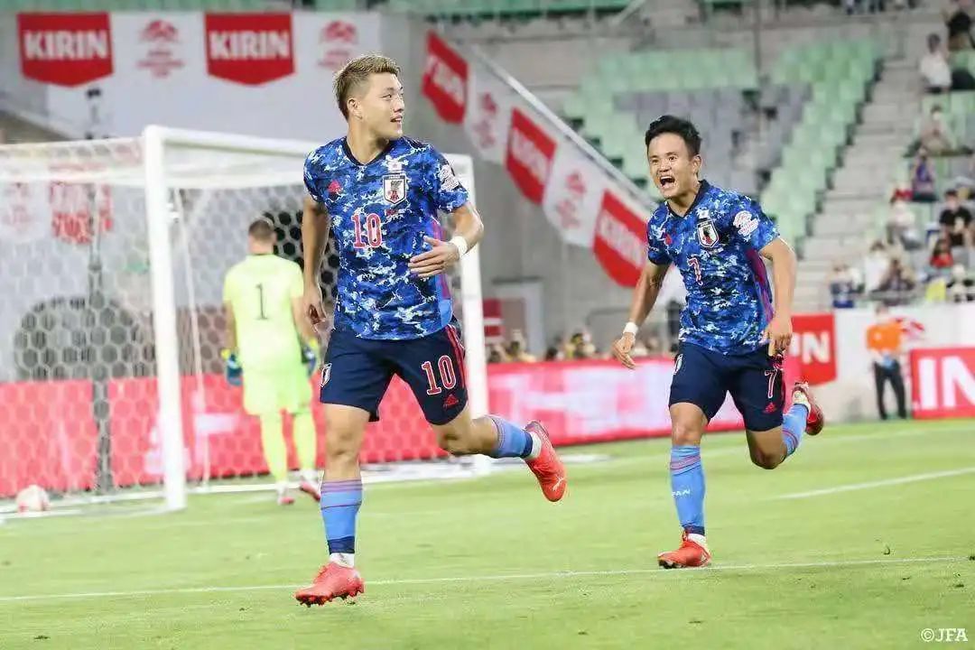 足球奥运会冠军谁最多_奥运足球冠军会夺冠吗_奥运足球冠军会有奖金吗