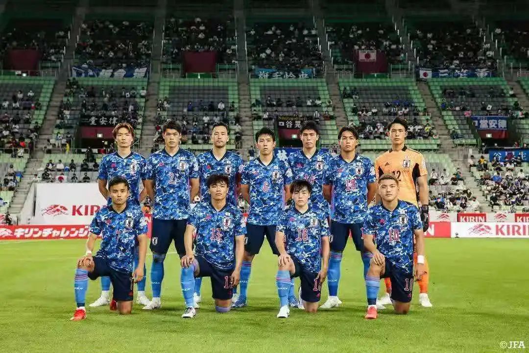 奥运足球冠军会夺冠吗_足球奥运会冠军谁最多_奥运足球冠军会有奖金吗