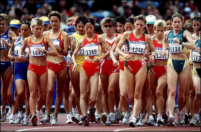 田径4×100女子冠军是谁_竞走田径队女子冠军_田径队女子冠军竞走视频