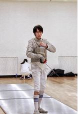 女生怎么击剑_女生练击剑的好处_击剑训练视频技巧女生