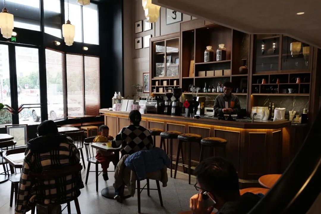 篮球拍照造型_篮球照拍照参数有哪些规则_篮球比赛拍摄参数