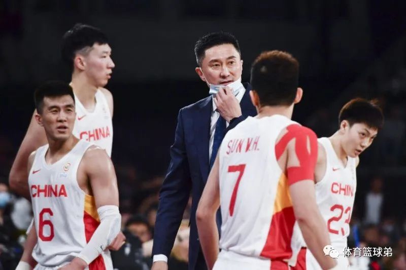 篮球世界冠军是哪个国家_篮球往届世界冠军排名_篮球冠军排名往届世界第几