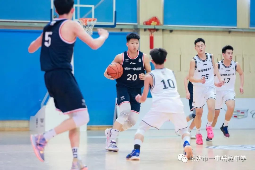 篮球长沙名单冠军打哪个队_长沙篮球三打三冠军名单_长沙篮球名人